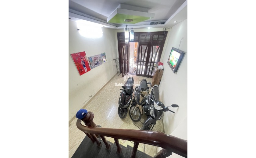 BÁN NHÀ 337 ĐỊNH CÔNG-GẦN PHỐ-RỘNG NỞ HẬU-38M-4 TẦNG-4PN GIÁ 7 TỶ
